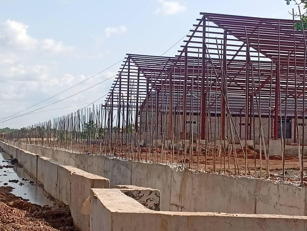 Steel columns and roof framing on a Braten construction site